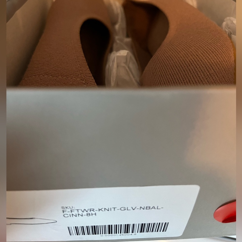 Everlane The Day Glove in ReKnit Cinnamon Latte Size 8.5 - Picture 10 of 10